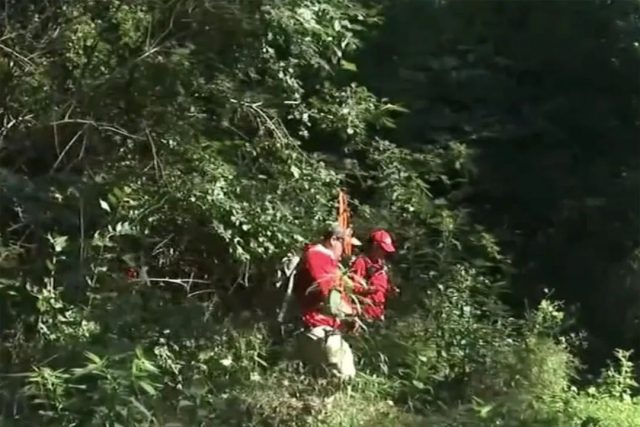 悲劇! 航空公司高管神秘失蹤 竟在公園用皮帶上吊 妻兒痛哭! 自殺原因讓人心酸