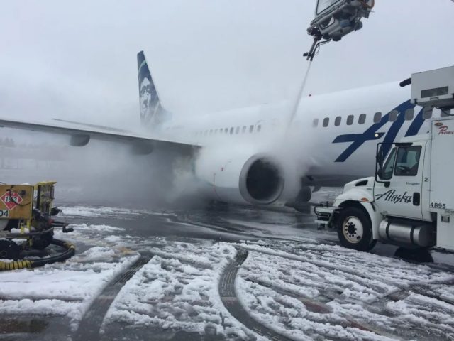 最后警告！致命危险！多州进入紧急状态！历史性暴风雪就在周末！