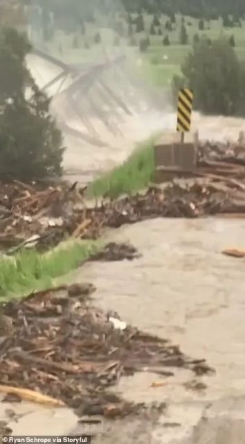 突發！黃石公園緊急關閉，遭遇史無前例的大洪水！房屋被整體沖走