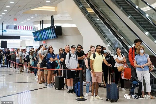 美國慶節旅行創紀錄！超賣機票，達美送,000求旅客下飛機