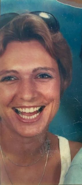 美国连环杀手狱中给女儿寄礼物,还对女儿抱怨:为什么婚礼不邀请我?! 美国连环杀手狱中给女儿寄礼物,还对女儿抱怨:为什么婚礼不邀请我?!