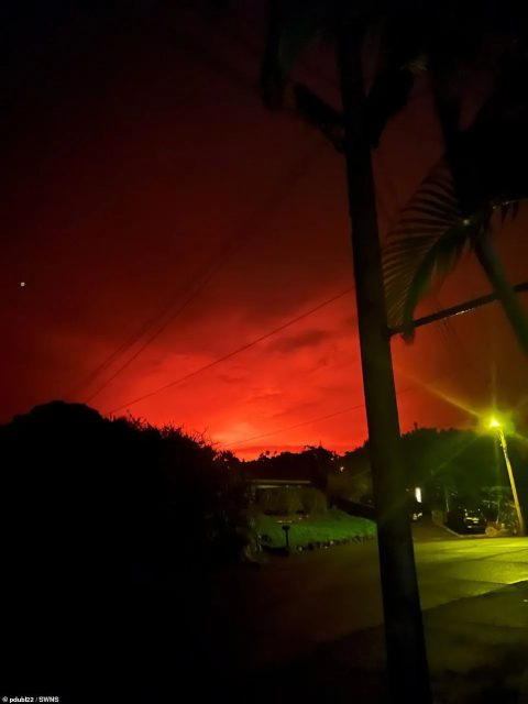 剛剛! 夏威夷火山瘋狂噴發 熔岩還在蔓延 十幾場地震連轟! 血色天空如末日 居民恐慌撤離！