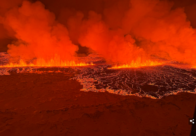 「多图」彷佛地狱！冰岛终火山喷发!